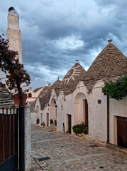 domki trulli w Alberobello - Apulia Italy   © Jacek