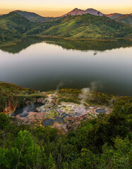 Fototapeta premium lake in the mountains