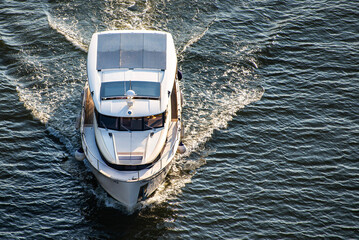 Motor boat. © Tomasz Warszewski
