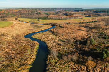 Warmia. Meandrująca rzeka Łyna. © Janusz Lipiński