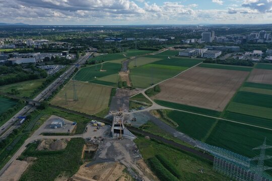 RTW Eschborn &ndash; Luftbilder der Regionaltangente West im Rhein-Main-Gebiet bei Frankfurt