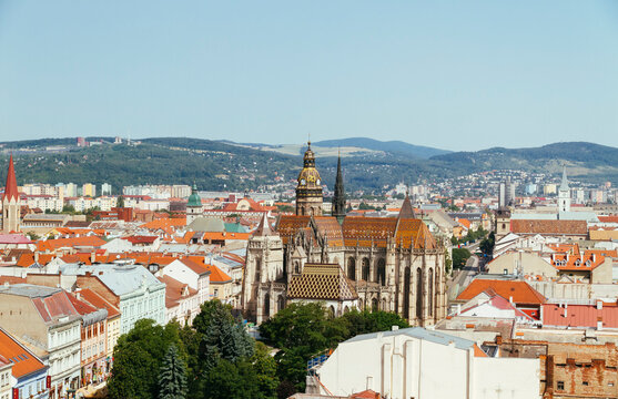 Slovakia, Kosice, Cityscape with St. Elisabeth Cathedral