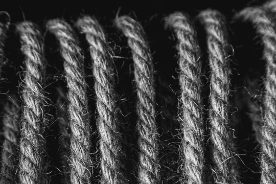 primo piano di una corda, bianco e nero, dettagliata