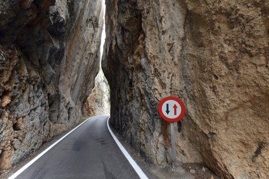 Narrow canyon on the mountain road to Sa Calobra, Serra de Tramuntana, Majorca, Balearic Islands, Spain