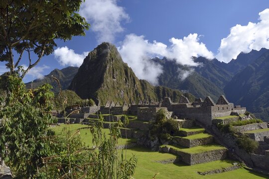 Inca ruins of Machu Picchu, UNESCO World Cultural Heritage Site, Urubamba Valley, Andes, Peru