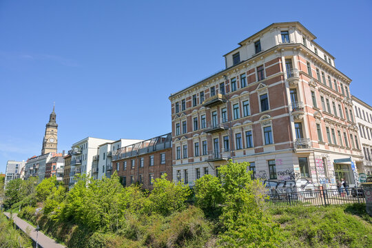 Altbauten, Karl-Heine-Stra&szlig;e, Lindenau, Leipzig, Sachsen, Deutschland