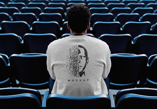 Sweatshirt Mockup &ndash; Loose Apparel Presentation (PSD)