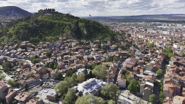 Aerial view of K&uuml;tahya Grand Mosque and K&uuml;tahya Hisar Castle. (K&uuml;tahya Ulucami ve K&uuml;tahya Hisar Kale) 
