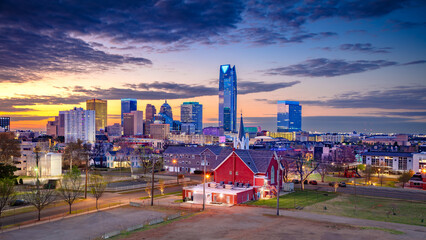 Fototapeta premium Oklahoma City, Oklahoma, USA. Aerial cityscape image of Oklahoma City skyline at beautiful spring sunrise.