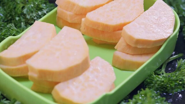 Fresh yellow-fleshed sweet potatoes for hot pot