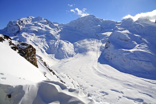 View from Gornergrat over Gornergletscher to Monte Rosa with Dufourspitze 4634m and Liskamm 4527m, in winter, Zermatt, Mattertal, Valais, Switzerland