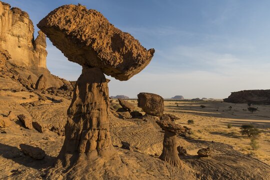 Rock formation, Hoodoo, Ennedi Plateau, Chad