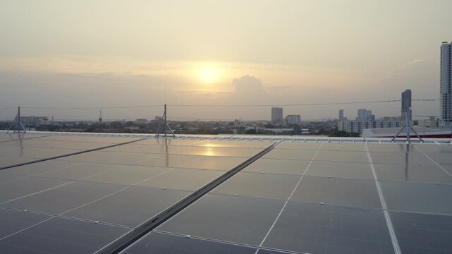 Solar panels rooftop city sunset skyline with engineers maintenance, green energy scene over urban blocks, clean photovoltaic rows reflecting dusk sky, horizon glow, warm light, quiet future power