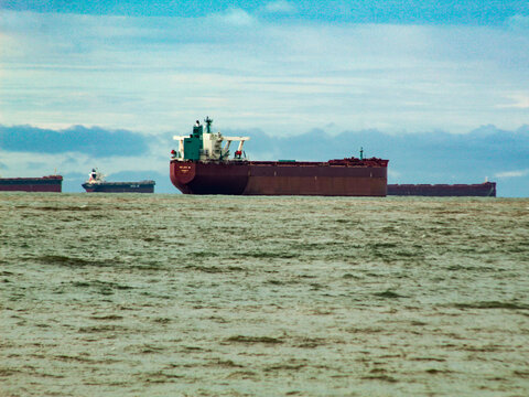 Cargo ships anchored on the horizon of S&atilde;o Marcos Bay, in S&atilde;o Lu&iacute;s, Maranh&atilde;o, Northeast Brazil.