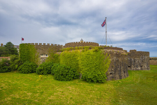 Ivy-covered walls and circular bastions of Deal Castle (Deal, England, United Kingdom)