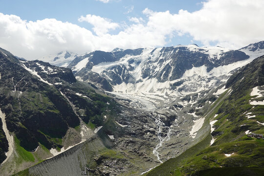 The view of Pitztal glacier from Fuldaweg, Pitztal valley, Austria