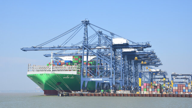 Felixstowe, Suffolk, England = May 02, 2026:  Container ship " Ever Art" being loaded and unloaded at Felixstowe docks suffolk  England.