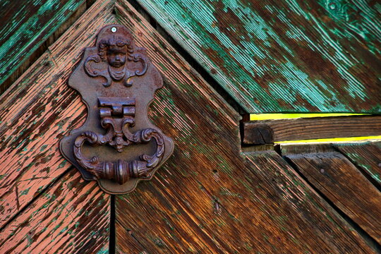 T&uuml;rklopfer am Bl&auml;khof in Gernrode