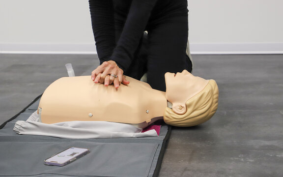 first aid course - company safety - cardiac massage - Basic Life Support