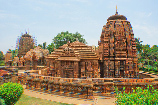 Mukteshwara Temple also spelt Mukteswara  Hindu temple dedicated to Shiva located in Bhubaneswar, Odisha, India. 