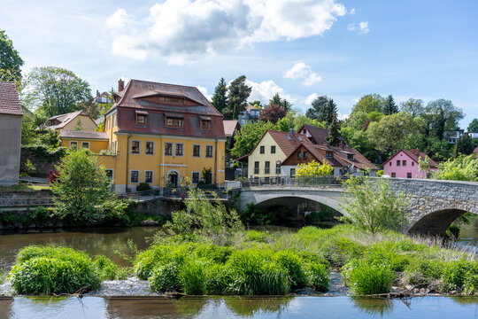 Blick auf die Spree in der Innenstadt von Bautzen