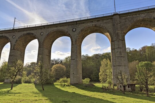 Altenbeken viaduct, lime sandstone bridge, Altenbeken, Paderborn, Beketal, North Rhine-Westphalia, Germany