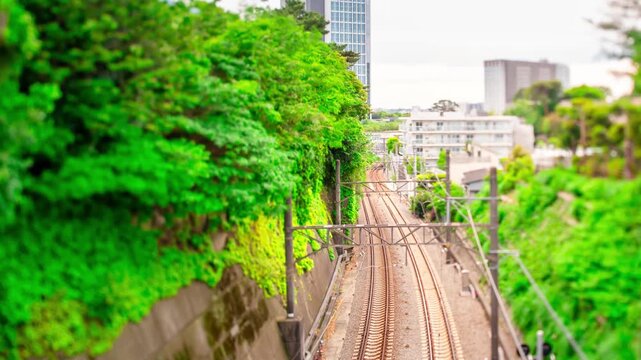 東京・上野毛 東急大井町線と二子玉川を望むタイムラプス　シフトレンズ逆アオリ