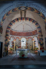 Obraz premium à l'intérieur de l'Eglise Saint-Etienne, Chambon sur Lac
