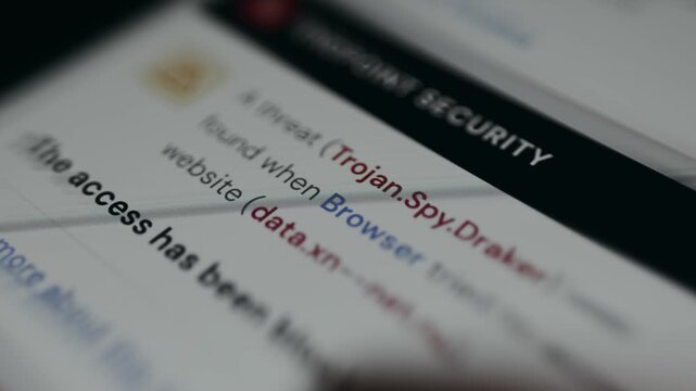 Security notification identifying a Trojan threat
