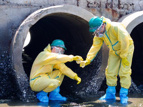 Water quality monitoring: Analyzing hazardous wastewater samples collected from contaminated coastal waters, while monitoring ecological damage and industrial contamination sources.