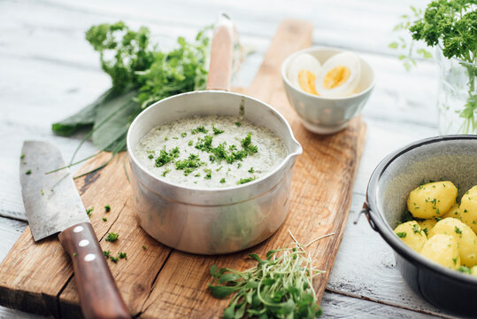 Frankfurt green sauce