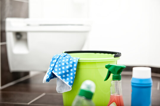 Cleansing agents in bathroom