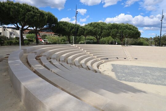 Amphith&eacute;&acirc;tre de l'Estelan, ville de Bormes les Mimosas, d&eacute;partement du Var, France