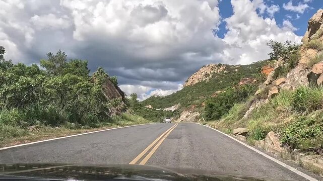 A winding and dangerous road between Porteirinha and Montezuma in Minas Gerais.