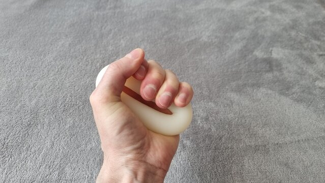 Hand Squeezing Hand Grip Strengthener Expander Close-Up