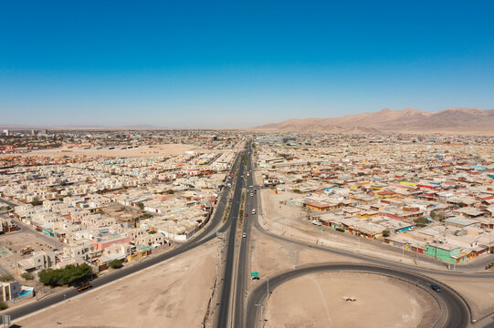 Foto ciudad en el desierto de Chile, Calama. 05