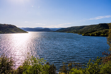 Naklejka premium Le Lac du Salagou dans l'Hérault en France