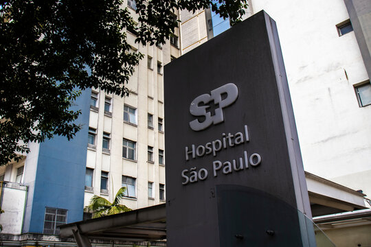 External view of the main entrance and facade of Hospital S&atilde;o Paulo (HSP), a major public university hospital linked to the Federal University of S&atilde;o Paulo (UNIFESP)