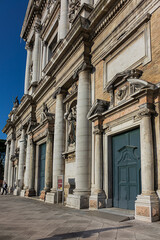 Obraz premium Basilica of Santa Maria in Porto is one of the most important Baroque religious monuments in Ravenna. Built over a long period between the XVI and XVIII centuries. RAVENNA, ITALY.