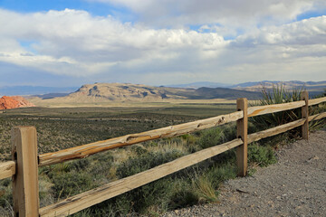 Fototapeta premium The fence - Red Rock National Conservation Area, Nevada