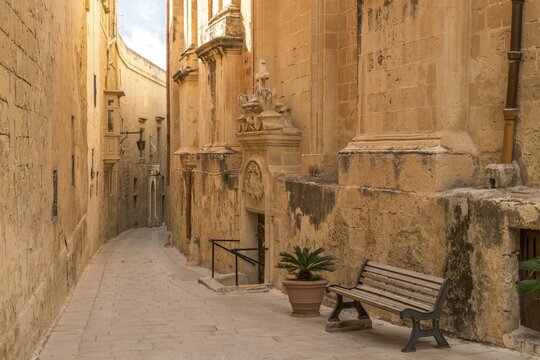Narrow lane between old houses, Mdina, Malta