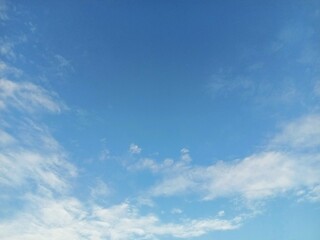 Obraz premium a vast expanse of a clear blue sky