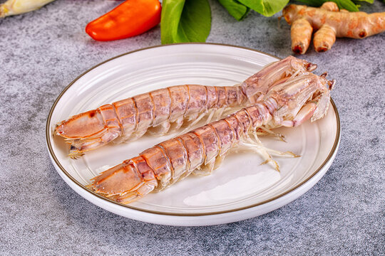 Gourmet boiled big Mantis shrimp
