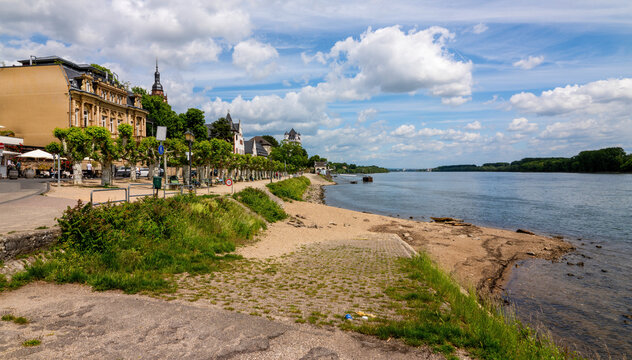 Eltville am Rhein, Uferpromenade