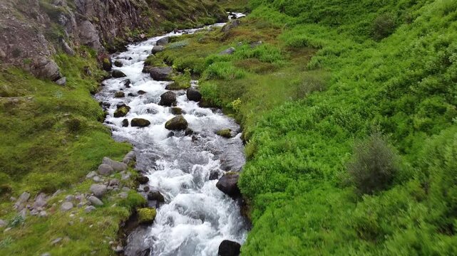 Push in Shot on a river in North Iceland