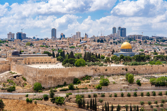 Panoramic view of the Temple Mount and the Old City of Jerusalem, filled with history and a unique atmosphere.Israel.