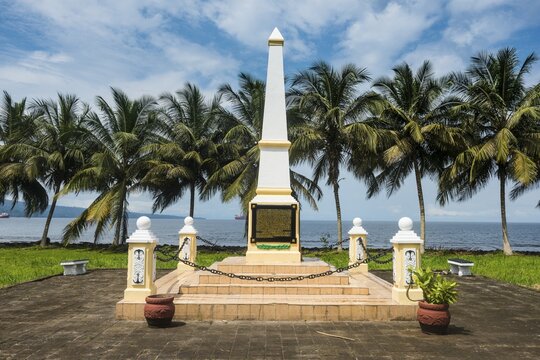 Monument commemorating the arrival of the Spanish on the island of Fernando Po, Bioko, Equatorial Guinea