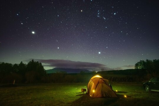 テントと星空