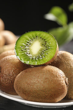 Fresh Kiwi Fruit from Shaanxi Zhouzhi China Showing Green Flesh Heart Pattern