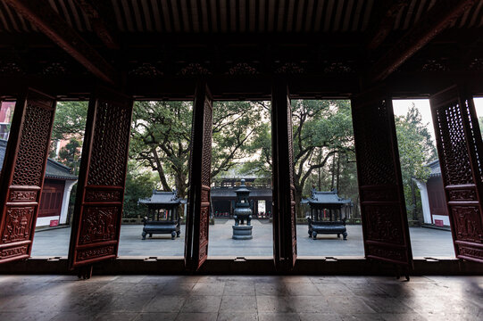 Carved Wooden Doors at Yue Wang Temple in Hangzhou